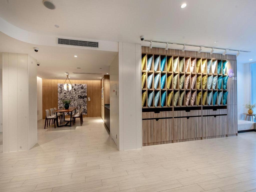 Hanting Premium Beiwaitan Hailun Road Shanghai