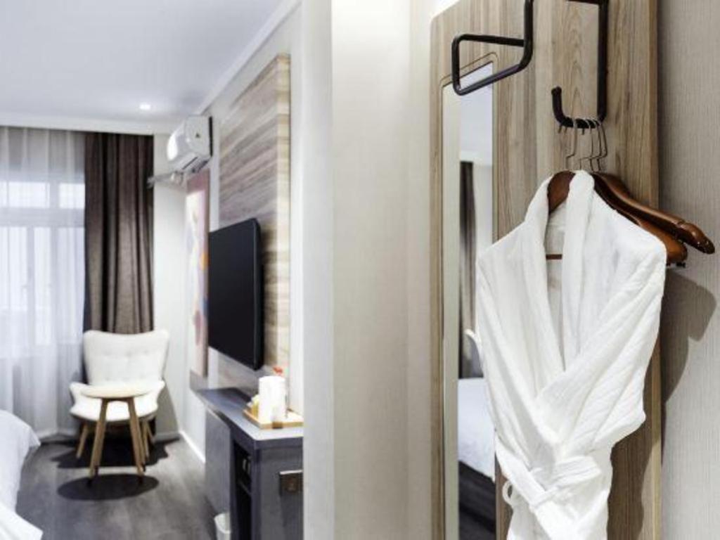 Hotel Hanting Premium Beiwaitan Hailun Road Shanghai